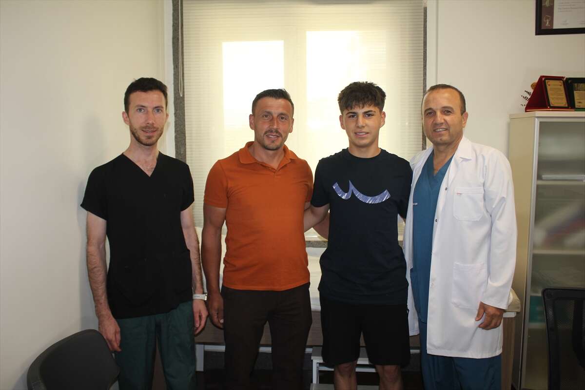 Konya’da kopmak üzere olan kol için zamanla yarış! Ameliyat 8 saat sürdü 2